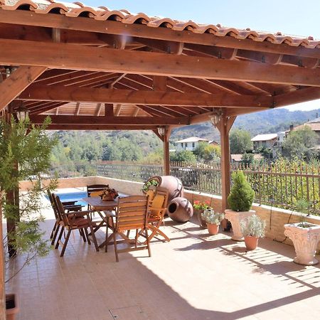The Love Holiday House Tris Elies Exterior foto