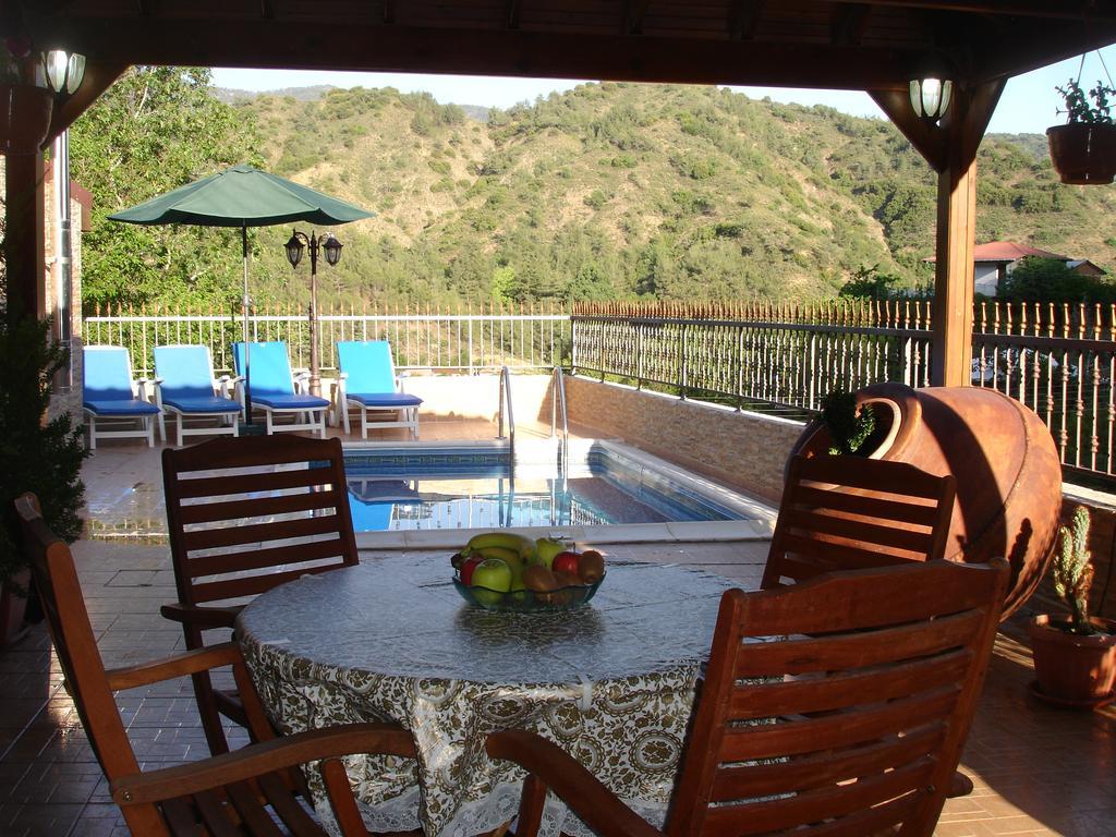 The Love Holiday House Tris Elies Exterior foto