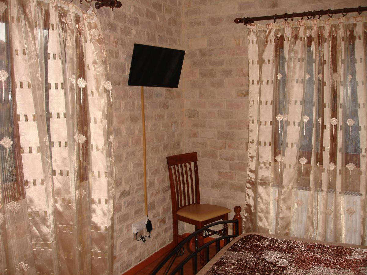 The Love Holiday House Tris Elies Exterior foto