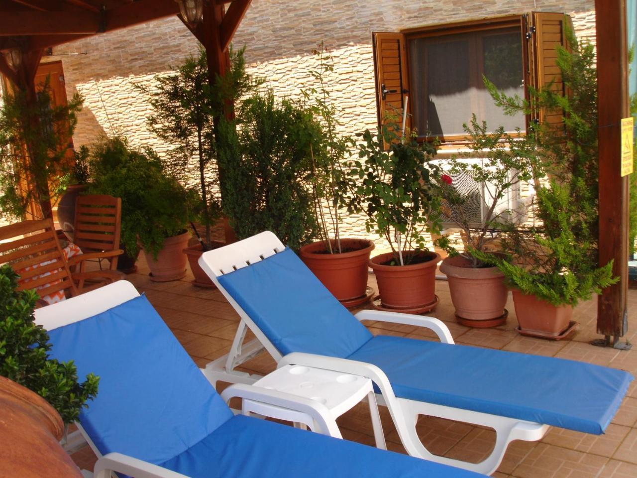 The Love Holiday House Tris Elies Exterior foto