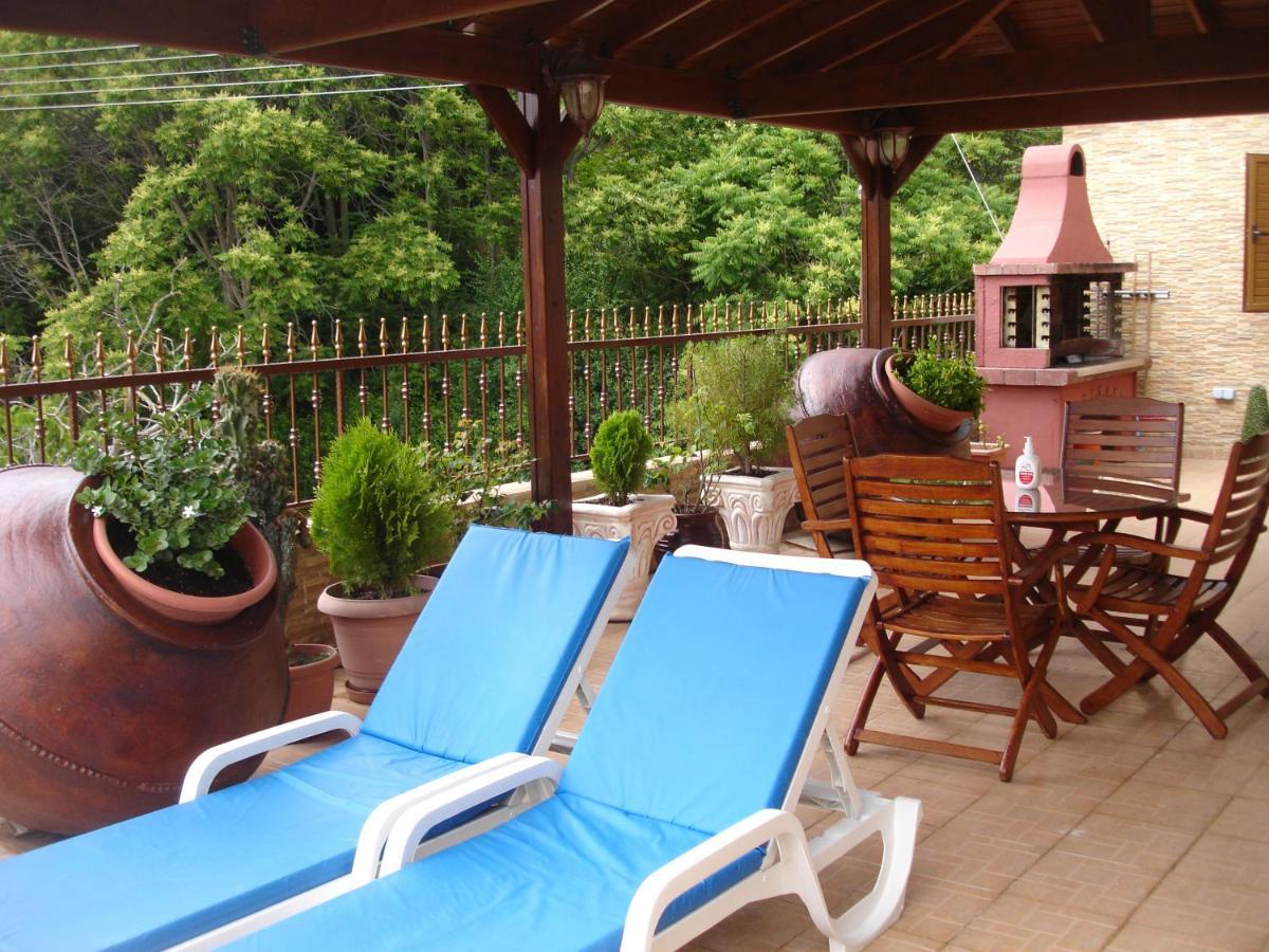 The Love Holiday House Tris Elies Exterior foto